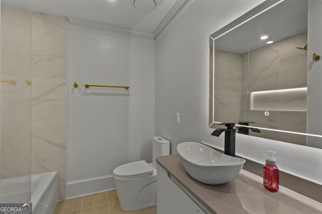 5425 Hoylake Court, Johns Creek, GA 30097