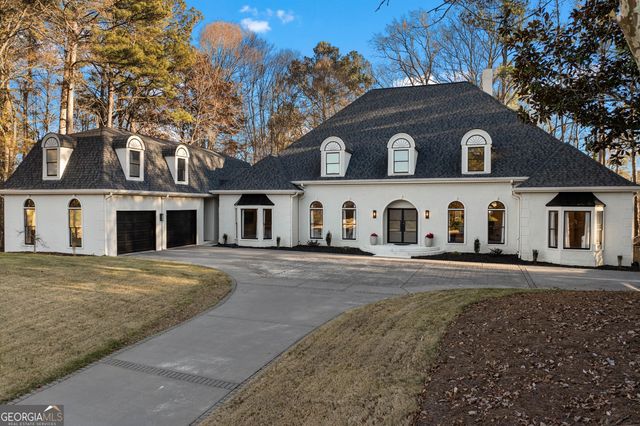5425 Hoylake Court, Johns Creek, GA 30097