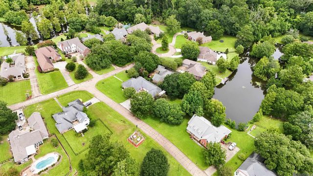 33876 Cypress Bluff Dr, Denham Springs, LA 70706