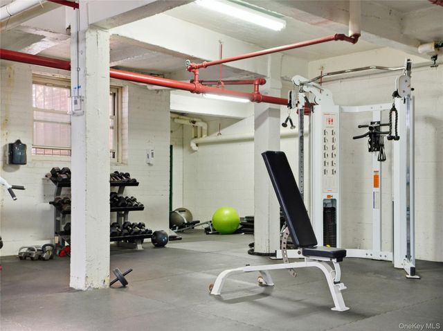 480 Riverdale Avenue 4U, Yonkers, NY 10705