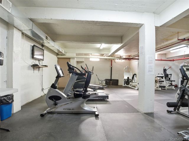 480 Riverdale Avenue 4U, Yonkers, NY 10705