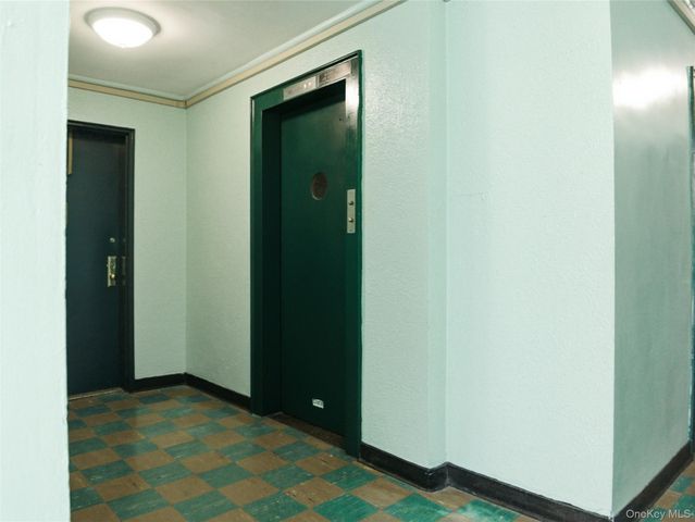 480 Riverdale Avenue 4U, Yonkers, NY 10705