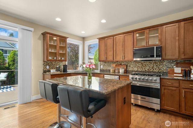 24237 229th Avenue SE, Maple Valley, WA 98038