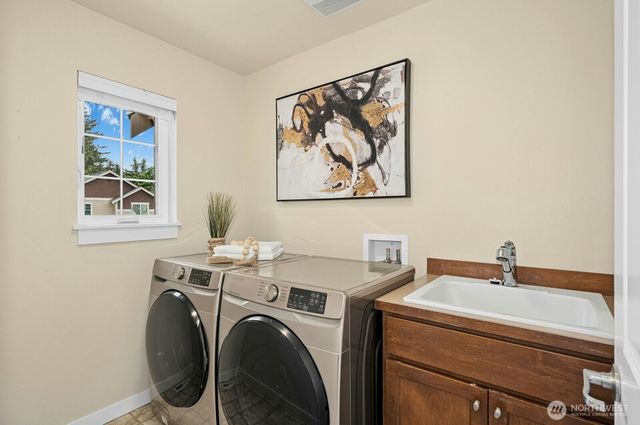 24237 229th Avenue SE, Maple Valley, WA 98038
