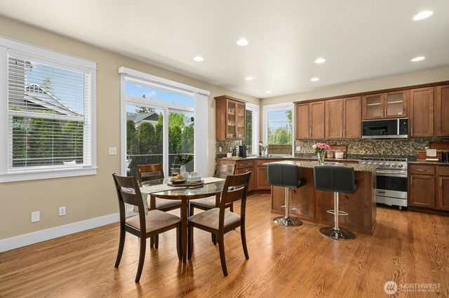 24237 229th Avenue SE, Maple Valley, WA 98038