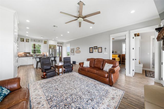 3785 County Road 405, Anderson, TX 77830