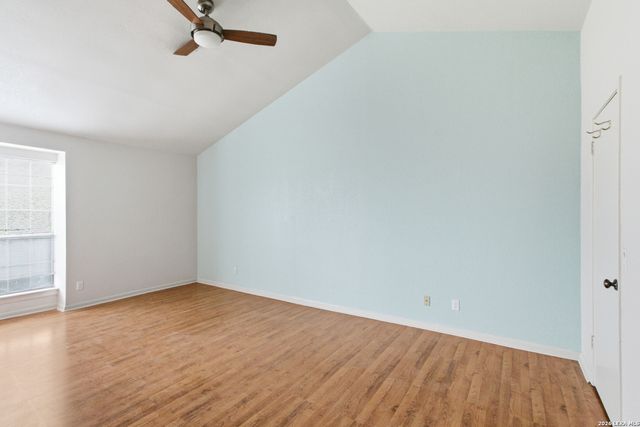 2255 Thousand Oaks Dr Apt 801, San Antonio, TX 78232