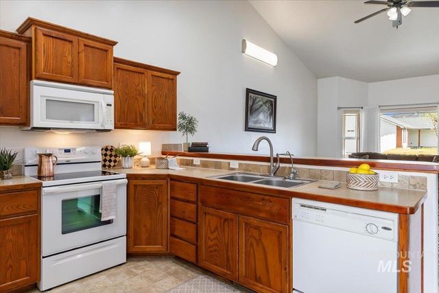 581 Creekside Way, Twin Falls, ID 83301