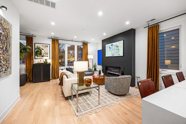 1738 W 17th Street 3, Chicago, IL 60608