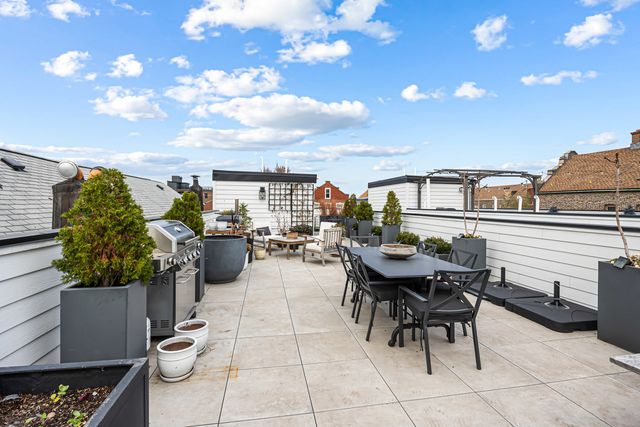 1738 W 17th Street 3, Chicago, IL 60608