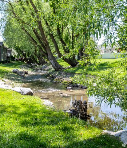 652 S CLEARWATER FALLS DR, Layton, UT 84041