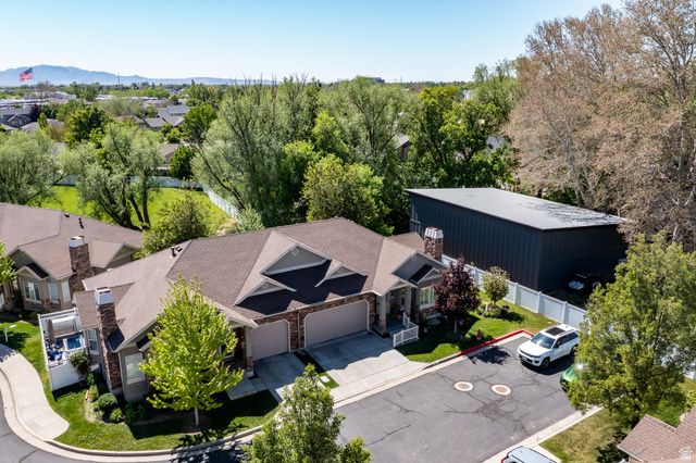 652 S CLEARWATER FALLS DR, Layton, UT 84041