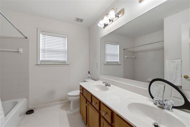 2989 Heritage Oaks Circle, Dacula, GA 30019