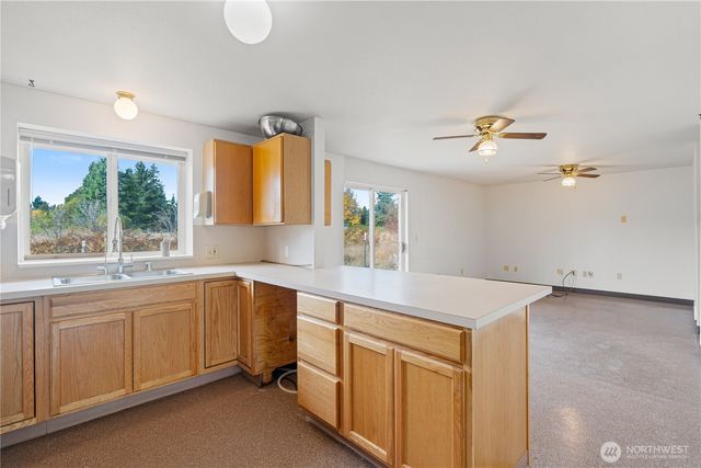 858 E Smith Road, Bellingham, WA 98226