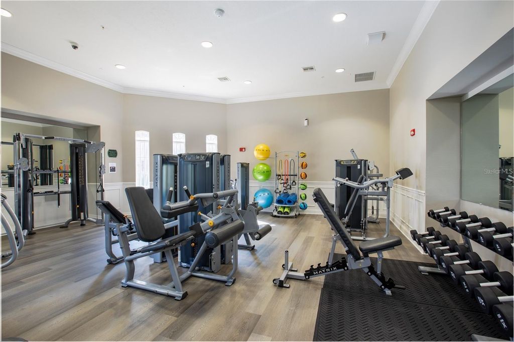 Image 29 of property listing at 5048 SHOREWAY LOOP 20404, Orlando, FL 32819