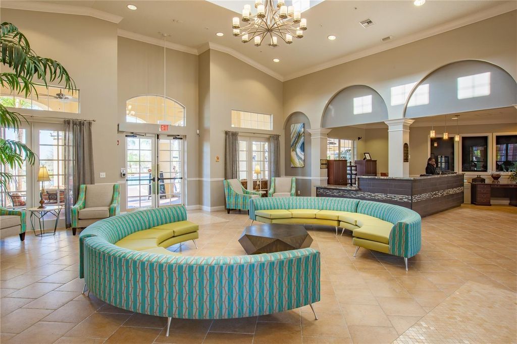 Image 31 of property listing at 5048 SHOREWAY LOOP 20404, Orlando, FL 32819