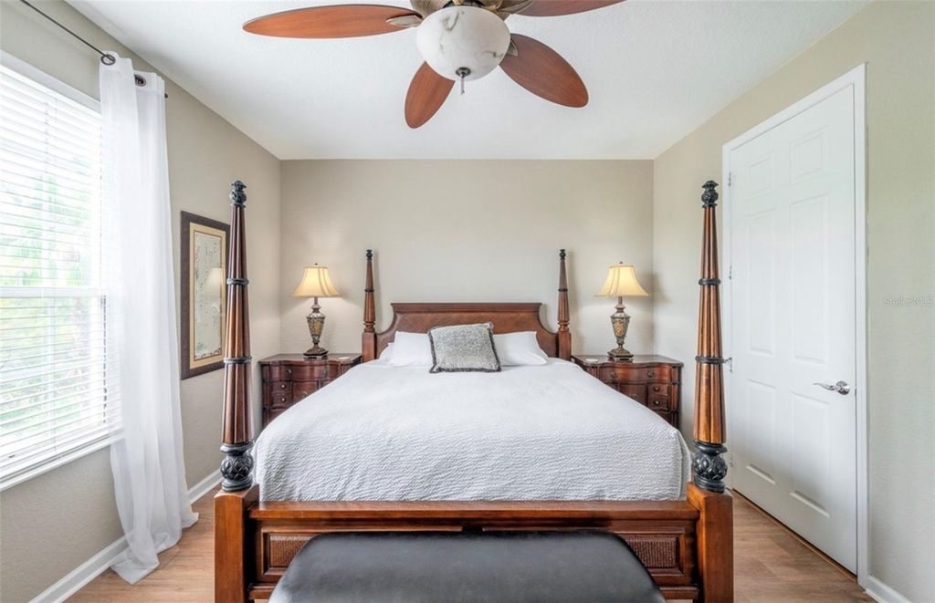 Image 7 of property listing at 5048 SHOREWAY LOOP 20404, Orlando, FL 32819