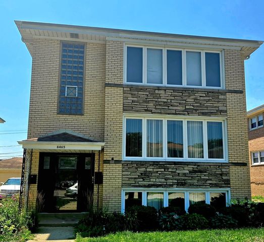 8465 W Berwyn Avenue 1, Chicago, IL 60656