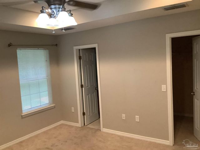 6408 Imperial Dr, Milton, FL 32570