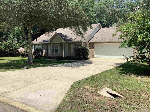 6408 Imperial Dr, Milton, FL 32570