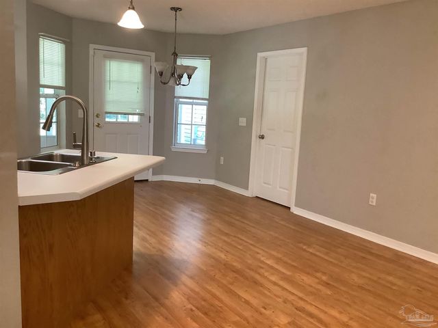 6408 Imperial Dr, Milton, FL 32570