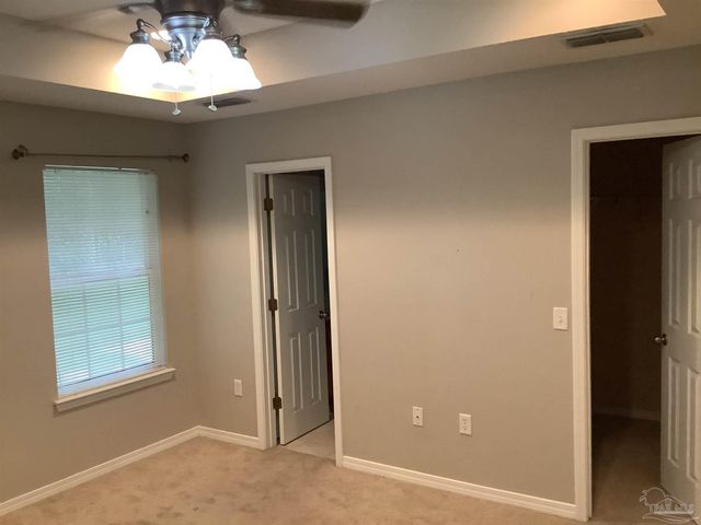 6408 Imperial Dr, Milton, FL 32570