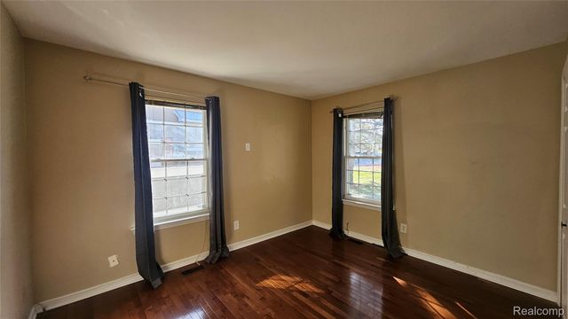 6616 Embers Court, West Bloomfield Charter Township, MI 48322