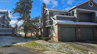 6616 Embers Court, West Bloomfield Charter Township, MI 48322