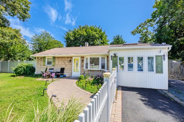 1023 Udall Road, Bay Shore, NY 11706
