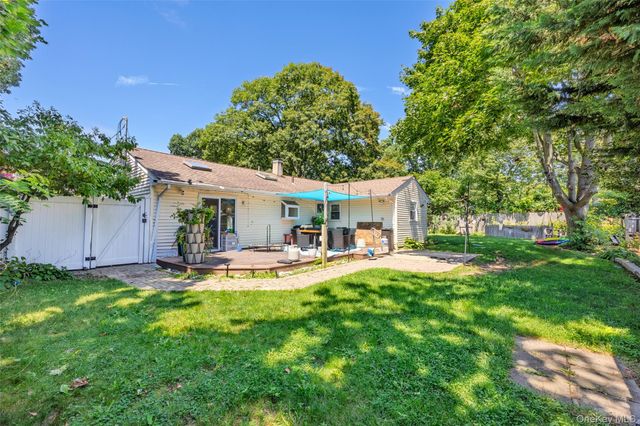 1023 Udall Road, Bay Shore, NY 11706