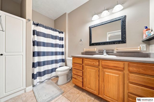 8610 Misty Blue Circle, Lincoln, NE 68505