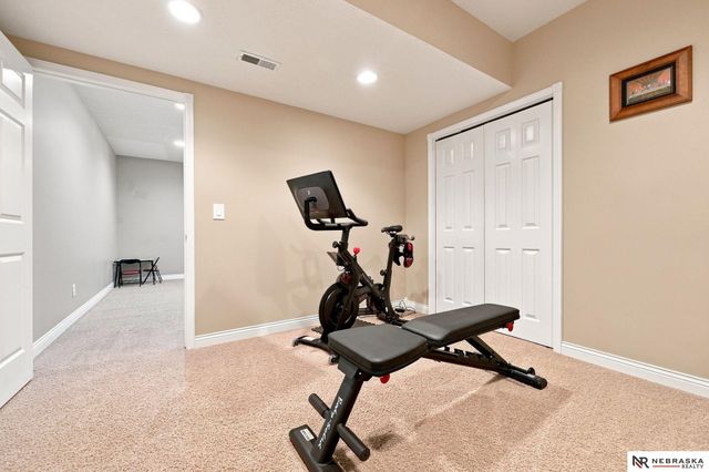 8610 Misty Blue Circle, Lincoln, NE 68505