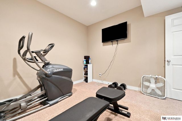 8610 Misty Blue Circle, Lincoln, NE 68505