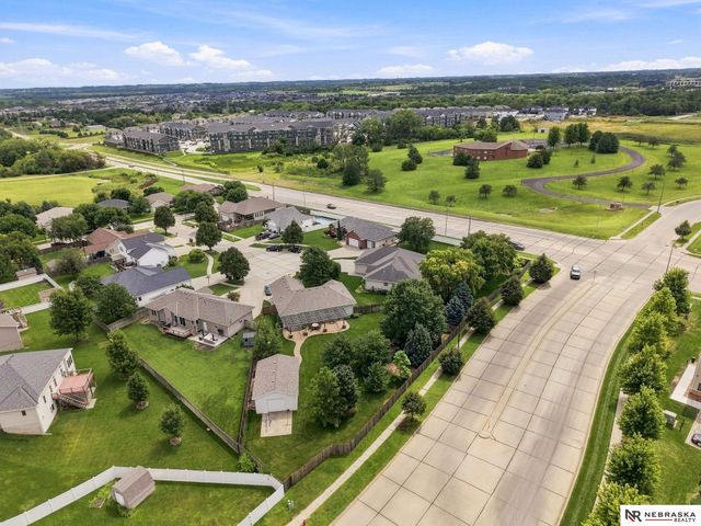 8610 Misty Blue Circle, Lincoln, NE 68505