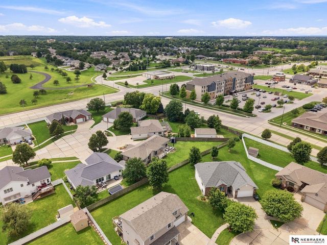 8610 Misty Blue Circle, Lincoln, NE 68505