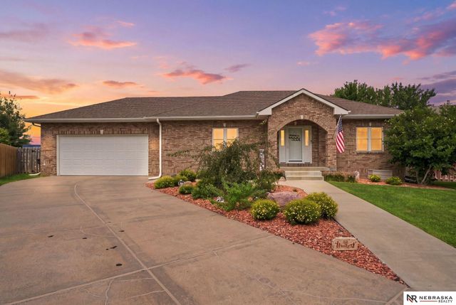8610 Misty Blue Circle, Lincoln, NE 68505