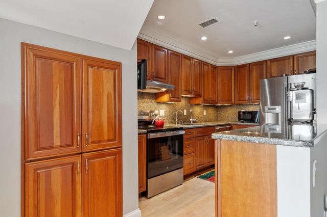 199 Coolidge Ave 312, Watertown, MA 02472