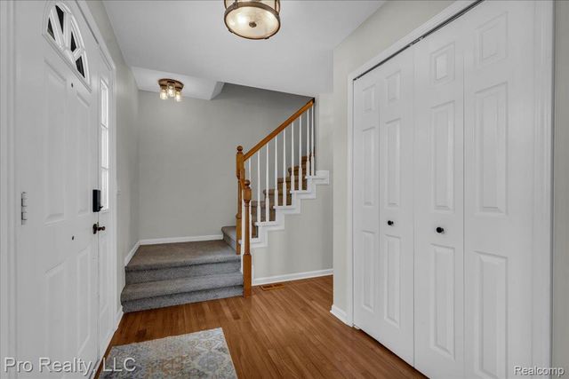 5967 Cedar Ridge Drive, Ann Arbor, MI 48103