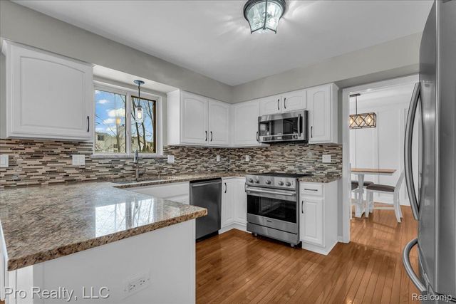 5967 Cedar Ridge Drive, Ann Arbor, MI 48103