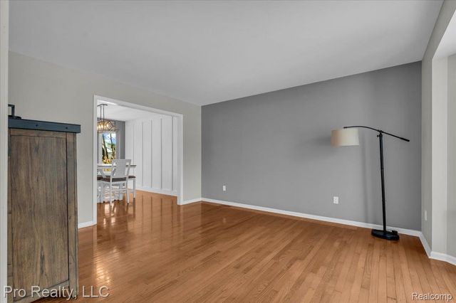 5967 Cedar Ridge Drive, Ann Arbor, MI 48103