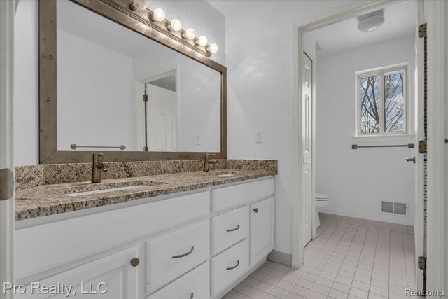 5967 Cedar Ridge Drive, Ann Arbor, MI 48103