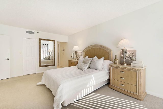 2917 S Ocean Boulevard 405, Highland Beach, FL 33487
