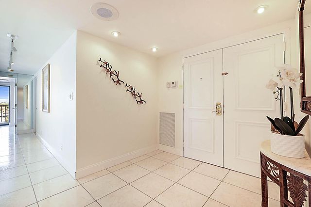 2917 S Ocean Boulevard 405, Highland Beach, FL 33487