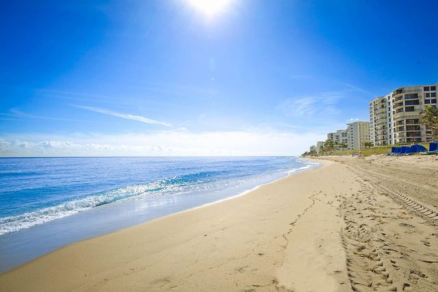 2917 S Ocean Boulevard 405, Highland Beach, FL 33487