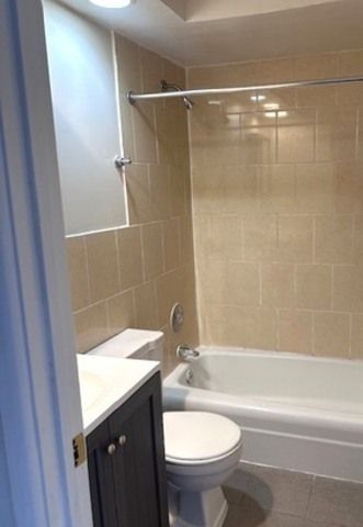 5730 N Sheridan Road 417, Chicago, IL 60660