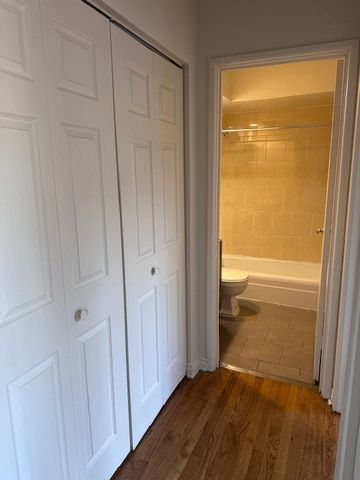 5730 N Sheridan Road 417, Chicago, IL 60660