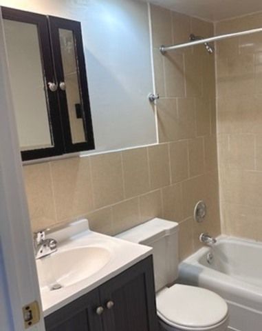 5730 N Sheridan Road 417, Chicago, IL 60660