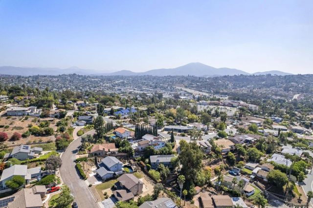 4062 S Tropico, La Mesa, CA 91941