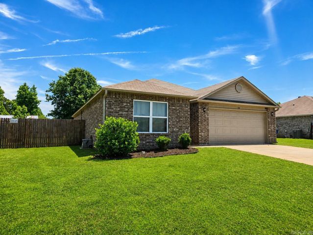 34 Bobby Circle, Cabot, AR 72023