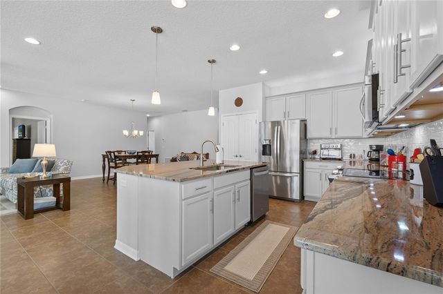 115 SAPPHIRE COURT, Auburndale, FL 33823